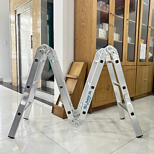 Thang nhôm gấp 4 đoạn SUMIKA SK603 (chữ A - 1.7m, chữ I - 3.4m), 14 tư thế sử dụng, tải trọng 150kg, làm từ hợp kim nhôm cao cấp, khóa chốt cao cấp và tự động, có đế cao su chống trượt