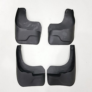 Bộ 4 chắn bùn theo xe dành cho Toyota INNOVA 2017-2019