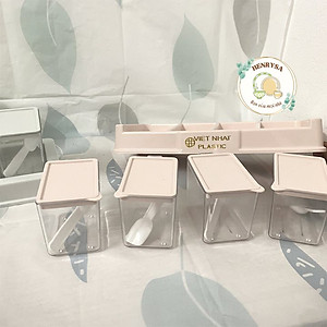 Bộ 4 lọ gia vị có thìa muỗng nhựa Việt Nhật - Hũ đựng gia vị có nắp đậy, có khay đế (Màu ngẫu nhiên)