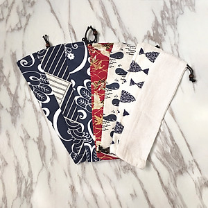 Combo 2 Ống Hút Thủy Tinh Trong Suốt Dài 20cm Kèm Cọ Rửa và Túi Vải Bố Màu Tùy Chọn