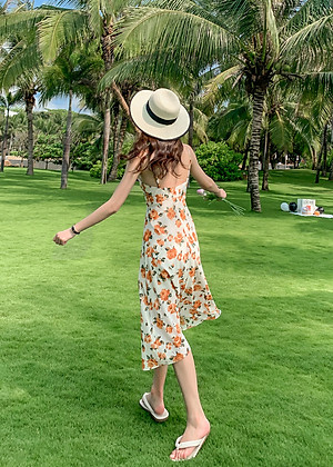 Đầm maxi 2 dây dễ mặc, chất voan mềm mát, họa tiết hoa vàng nhẹ nhàng nữ tính | MX057