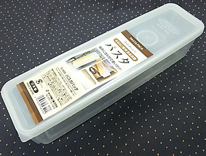 Hộp nhựa đựng & bảo quản đũa thìa, mỳ ống Sanada Seiko 1.3L nắp kín - nội địa Nhật Bản