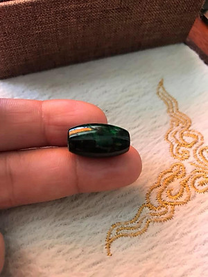 Mặt Dây Chuyền Hạt To Lu Thống dài 18,4mmx dầy 10,5mm Chất liệu đá cẩm thạch tự nhiên Màu xanh đậm đẹp