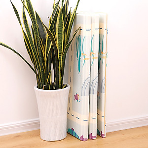 Nệm (thảm) chơi Nhà của Mẹ gấp gọn 2 mặt cho bé kích thước 180x200x1cm - họa tiết hình thú dễ thương giao ngẫu nhiên