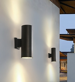 Đèn LED gắn tường CANI kiểu dáng hiện đại, sang trọng.