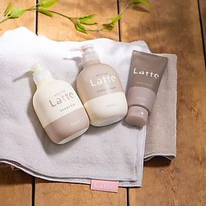 Dầu Gội Dưỡng Tóc Chắc Khoẻ Dành Cho Cả Gia Đình Kracie Ma & Me Latte Shampoo 490mL