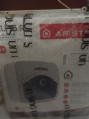 Máy Nước Nóng Ariston SL BLU 30 - 2.5 - FE (2500W) Hàng Chính Hãng