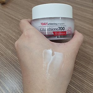 Kem Dưỡng Trắng Da Cấp Ẩm Đa Tầng Angel's Liquid 7 Day Whitening Program Glutathione 700 V-Cream 50ml