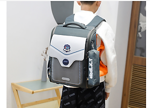 Balo học sinh tiểu học lớp 3 - 6 siêu nhẹ chống gù chống nước cao cấp phong cách mới