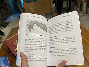 PHÒNG NGỪA VÀ Đ IỀU T RỊ BỆNH TUYẾN GIÁP – Những điều không biết hỏi ai – Bác sĩ Mai Văn Sâm và nhóm biên soạn – Con Sóc – NXB Thanh Niên (Bìa mềm)