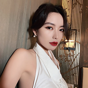 Khuyên tai ngọc trai hình chữ x đơn giản khí chất Hàn Quốc