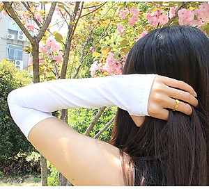 Găng tay chống nắng xỏ ngón cho nam nữ Let's Slim chất thun lạnh thoáng mát, chống nắng nóng tốt