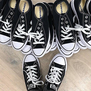 Chuck Taylor Classic Black Canvas Low | Giày Thể Thao Đen Cổ Thấp M9166C