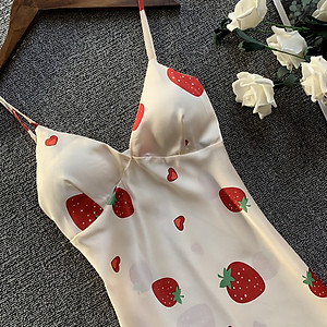 Q121 Váy ngủ lụa hai dây dâu tây kèm mút ngực sexy  - Đầm ngủ lụa dâu tây gợi cảm - Váy ngủ