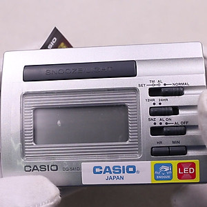 Đồng Hồ Báo Thức Để Bàn Điện Tử Casio DQ-541D-8R Màu Xám Trắng