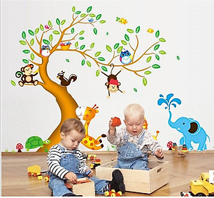Decal dán tường Vườn thú uyển chuyển