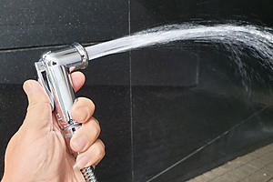 Tay xịt vệ sinh tăng áp cao, chất liệu nhựa ABS mạ Chrome Eurolife EL-H-X12 