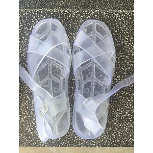 Dép quai hậu tiền phong, dép nhựa dẻo đủ cỡ phong cách cổ điển