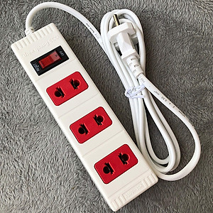 Ổ cắm Điện Quang ECO ĐQ ESK 5WR 32 ECO (3 lỗ 2 chấu, dây dài 5m, màu trắng đỏ)