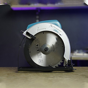 Máy Cưa Đĩa ABG 5806B 185mm Cầm Tay Đa Năng , Công Suất 1050W, Chuyên Dùng Cho Cắt , Gia Công, Tạo Hình Trên Vật Liệu Gỗ, Kim Loại, Thiết Kế Gọn Gàng, Dễ Sử Dụng- Hàng Chính Hàng 