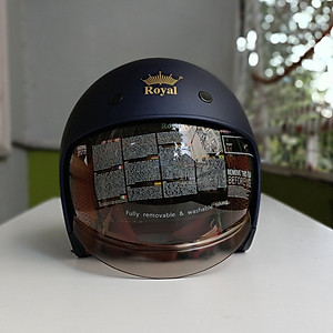 Mũ bảo hiểm xe máy 3/4 kính âm Royal M139 màu trơn, kính âm màu trà hạn chế chói nắng, nhiều size cho nam và nữ