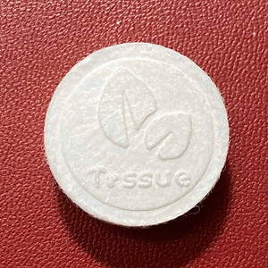 Khăn nén cao cấp T.ssue hộp 30 viên - Thích hợp cho sử dụng cá nhân, đi du lịch, sử dụng cho trẻ em và người lớn tuổi