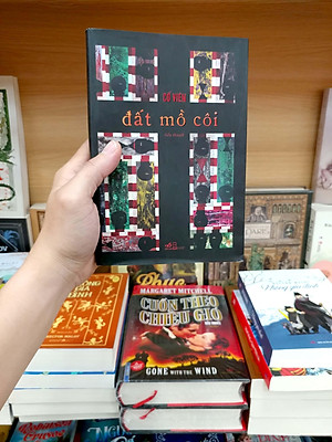 Sách Đất Mồ Côi (Tiểu Thuyết)