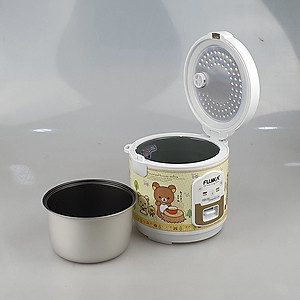 Nồi Cơm Điện 1L Fujika FJ-NC1005 Công Suất 400W Lồng Men Chống Dính Cho 2,3 Người Ăn (Mẫu Ngẫu Nhiên)-Hàng Chính Hãng