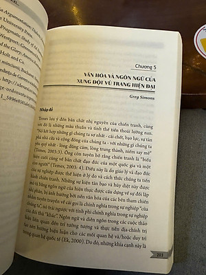 NGẪM LẠI CHIẾN TRANH TRONG THẾ KỶ XXI – Ảnh hương và tác động của sự tổng hòa yếu tố chính trị thông tin và truyền thông - NXB Chính trị quốc gia sự thật