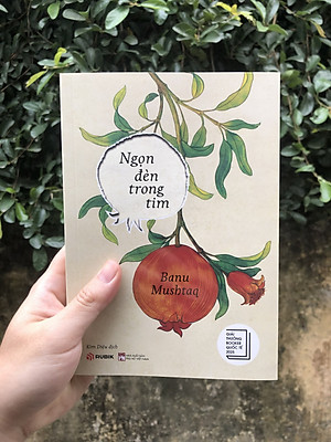 Sách Ngọn Đèn Trong Tim