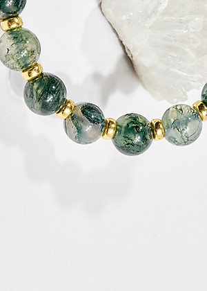 Vòng tay phong thủy nữ đá băng ngọc thủy tảo charm oval 8mm mệnh hỏa , mộc - Ngọc Quý Gemstones