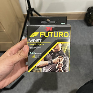 Băng hỗ trợ vùng cổ tay cao cấp 3M Futuro 46378ENR, thương hiệu Mỹ