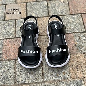 Dép sandal quai hậu bé gái KENTO quai ngang Fashione kiểu dáng thể thao năng động và cá tính, chất liệu da mềm êm, đế siêu nhẹ chống trơn màu đen cho trẻ em NHÍM SHOP SG63