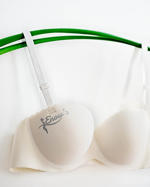 Áo ngực Enow's chính hãng cúp ngang, mút vừa