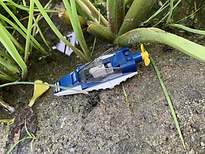 Hộp 8 bộ đồ chơi lắp ráp Trực thăng tấn công 8in1 Qman 1801 (381 chi tiết)