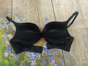 Áo ngực nữ không gọng, mút mỏng Marguerite 31116 bản lưng to giúp che khuyết điểm vùng nách và lưng