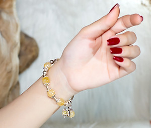 Vòng phong thủy Thạch anh vàng (Citrine) tự nhiên AAAA  #VT025