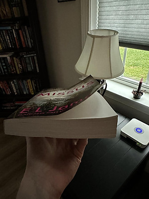 Sách The Missus (Mister & Missus, 2)