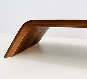 Kệ màn hình máy tính, Kệ Imac gỗ uốn cong - Veneer Walnut (Óc Chó) tự nhiên