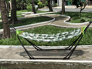 Võng lưới Ban Mai in sọc chiếc lá cán gỗ 50cm