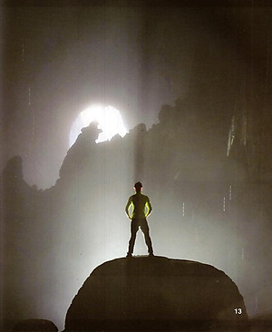 Sách Đá Nhọn Vực Sâu