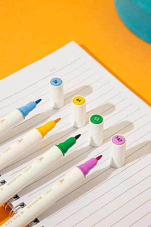 Hộp Bút 36 Màu Deli Sketch Marker - Phiên Bản Sơn Tùng M-TP Giới Hạn - Deli C185-36