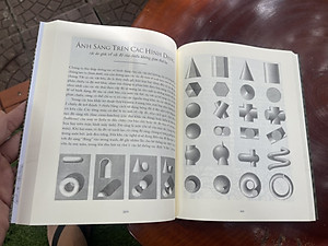 DESIGNA - NHỮNG BÍ QUYẾT KỸ THUẬT CỦA NGHỆ THUẬT THỊ GIÁC TRUYỀN THỐNG – Nhiều tác giả - Tô Bá Vân dịch - NXB Trẻ (bìa mềm - in màu toàn bộ)