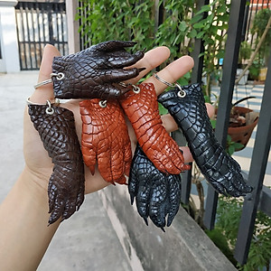 Móc khóa cá sấu - Nguyên bàn tay cá sấu thật!