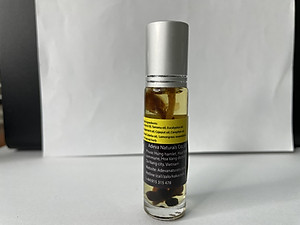 Dầu nóng thảo dược ADEVA - Green herb oil - Đầu bi lăn tiện lợi, kết hợp massage day ấn huyệt đạo. nhỏ gọn tiện mang theo, thành phần từ các loại tinh dầu và thảo mộc tự nhiên