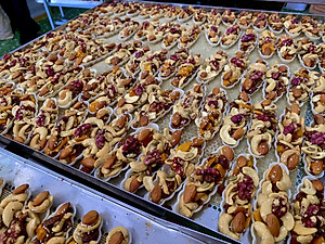 Bánh thuyền hạt dinh dưỡng MộcLan loại Vip mix các loại hạt hỗ trợ giảm cân ăn kiêng - 250g, 500g