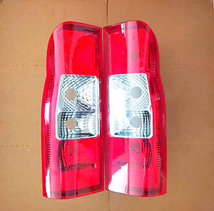 Bộ Đèn Hậu Ford Transit (2007 - 2012)