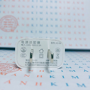 Củ sạc LI-TOP ( AC06 ), dòng điện 5V-2A, đạt chứng nhận 3C tiêu chuẩn quốc gia, Kim Ánh bảo hành hàng chính hãng 12 tháng