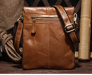 Túi đeo chéo nam DA BÒ THẬT phong cách mới  - BEE GEE DCN9194