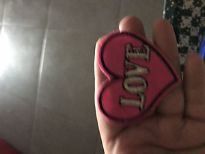 Miếng dán ủi quần áo rách 